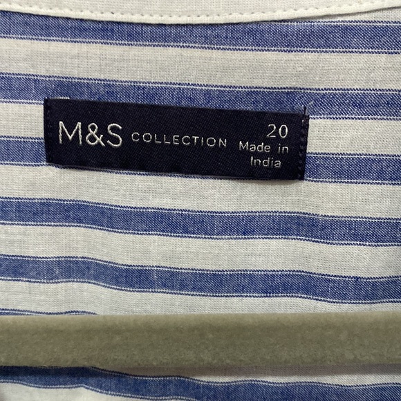 M&S blouse - Picture 2 of 4